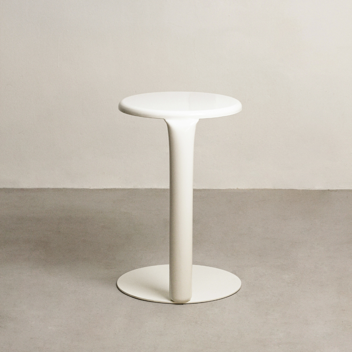 Pressura Side Table