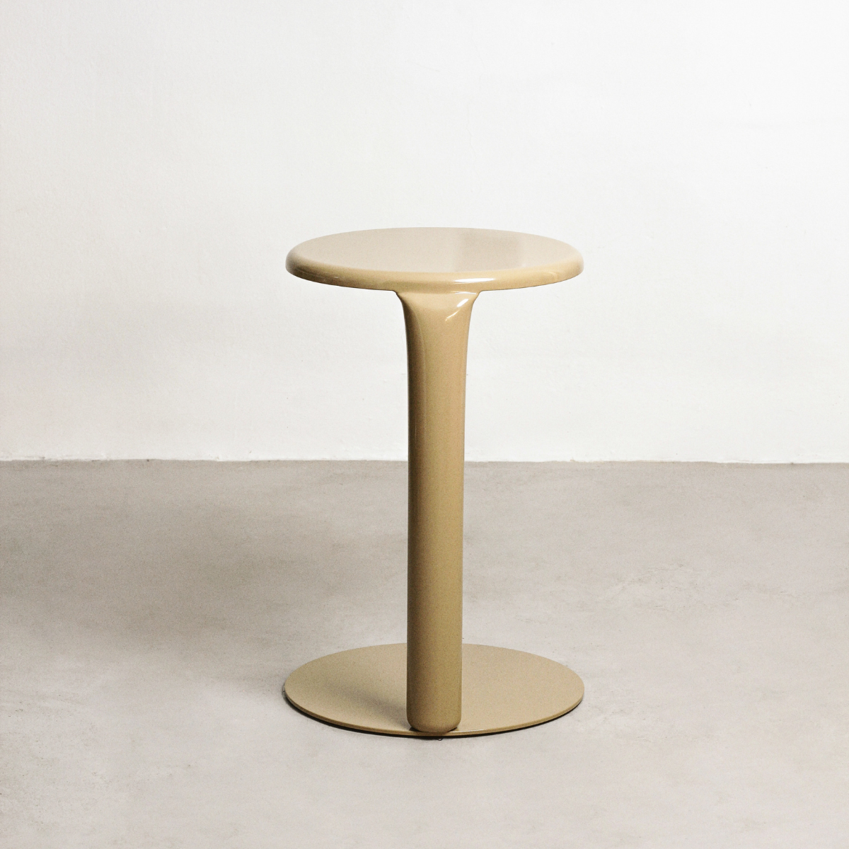 Pressura Side Table