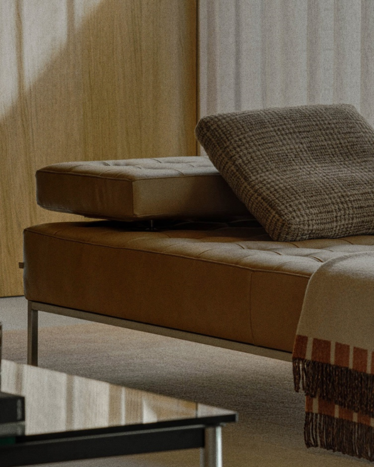 Homme Sofa - combi leather