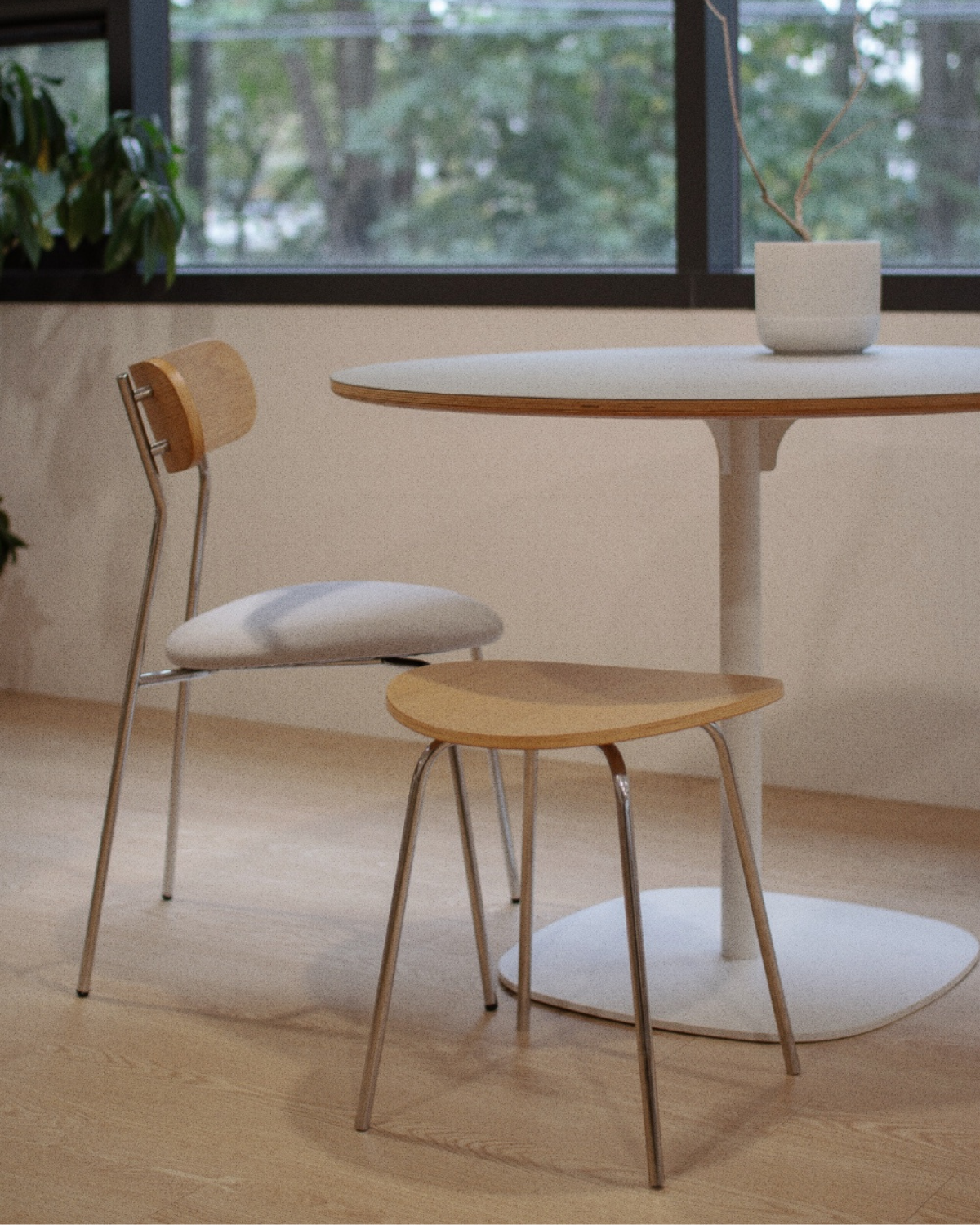 Prop Wood Stool