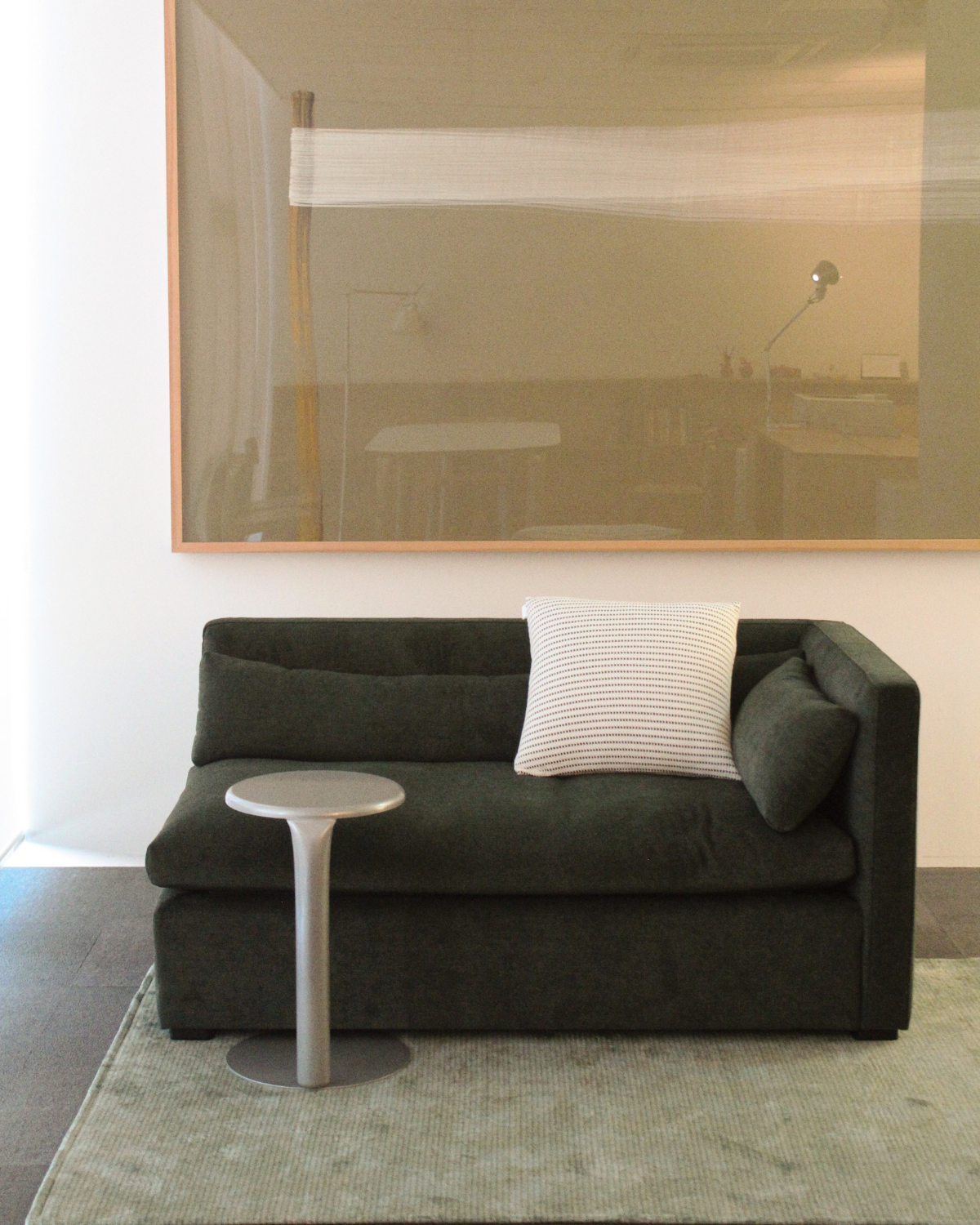 Pressura Side Table