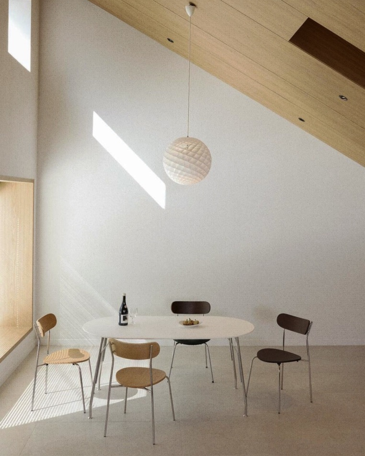 Prop Oval Table - Classic