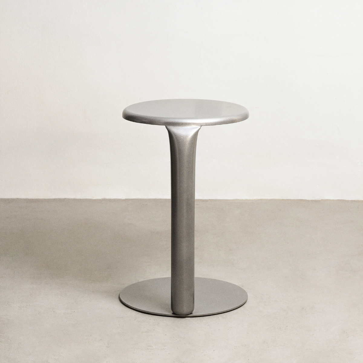 Pressura Side Table