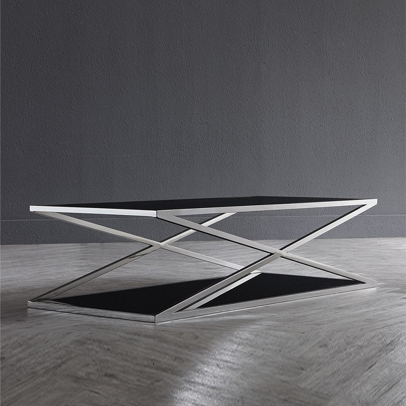 Noir X Coffee Table シーン
