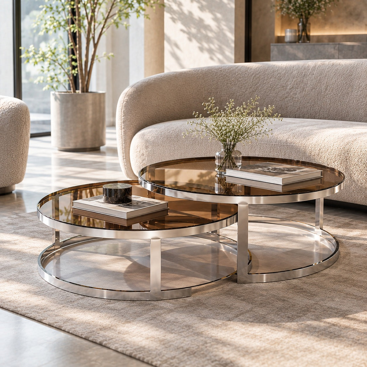 Duo Bronze Nest Coffee Table 使用イメージ（サロン）