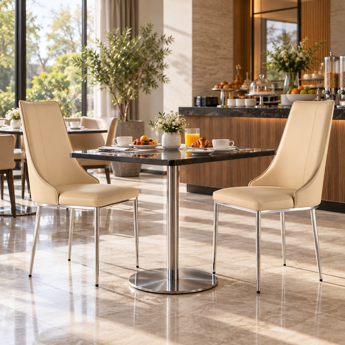 Curve Back Dining Chair 使用イメージ