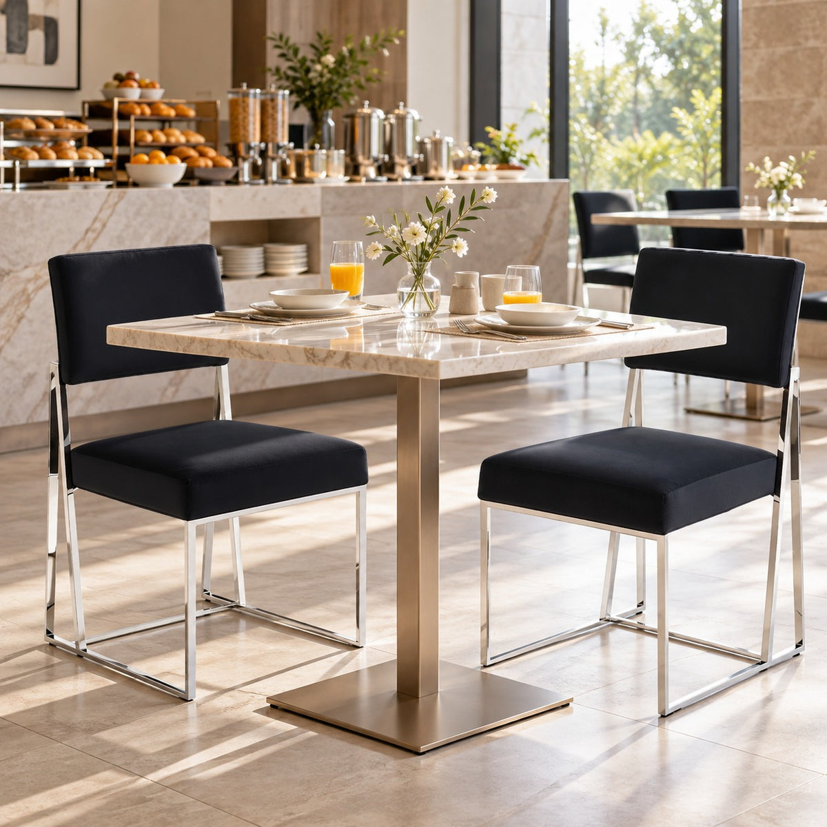 Square Velvet Dining Chair 使用イメージ