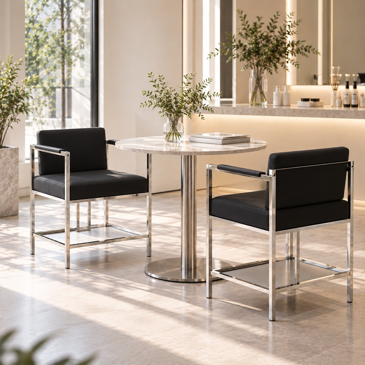 Tube Arm Dining Chair 使用イメージ（サロン）