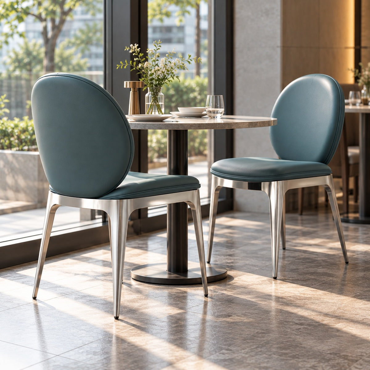 Disc Back Dining Chair 使用イメージ