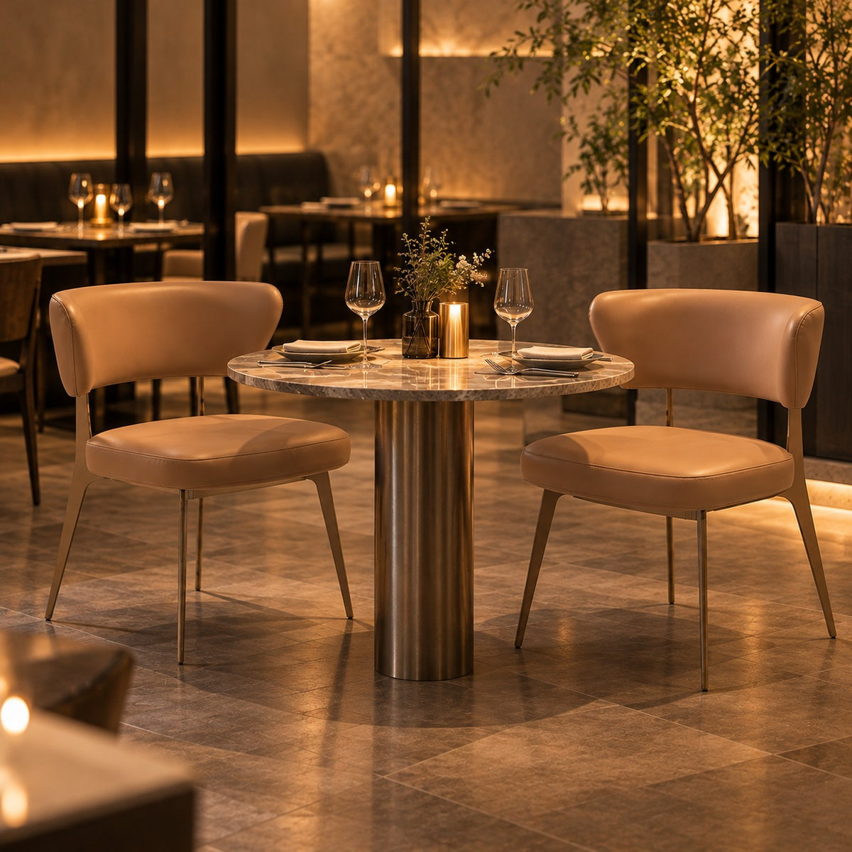 Wing Back Dining Chair 使用イメージ（飲食店）