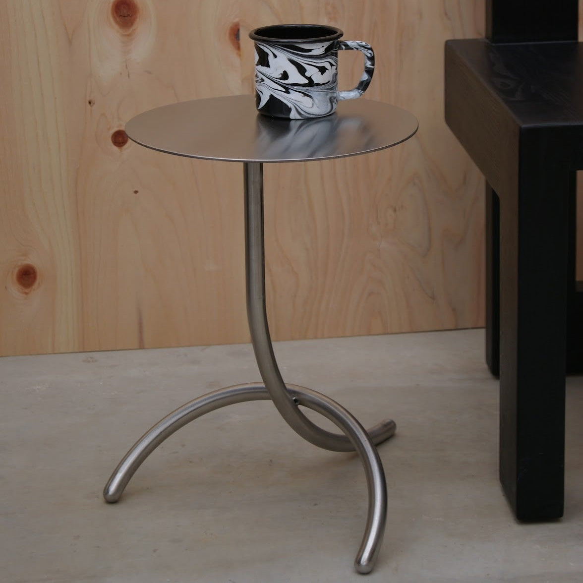 Simple stainless steel coffee table