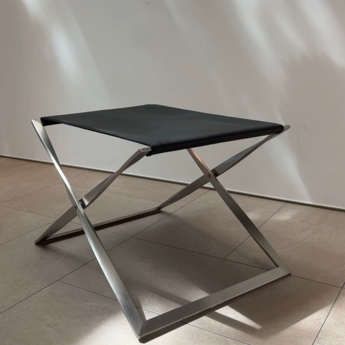 urban folding STOOL