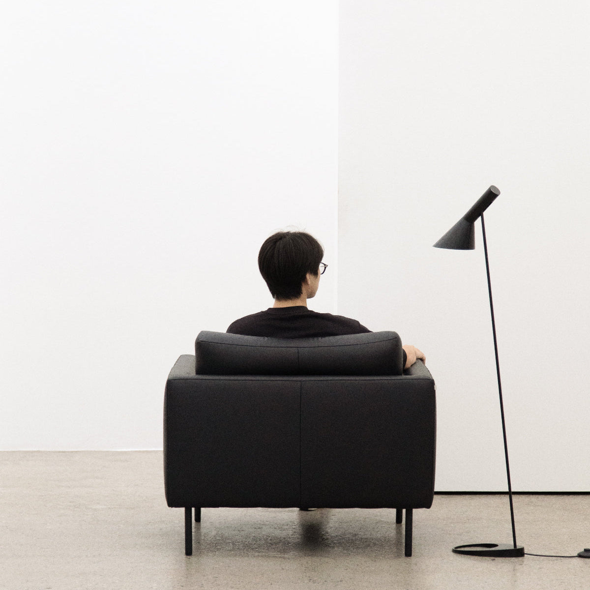 Linear Sofa - Leather