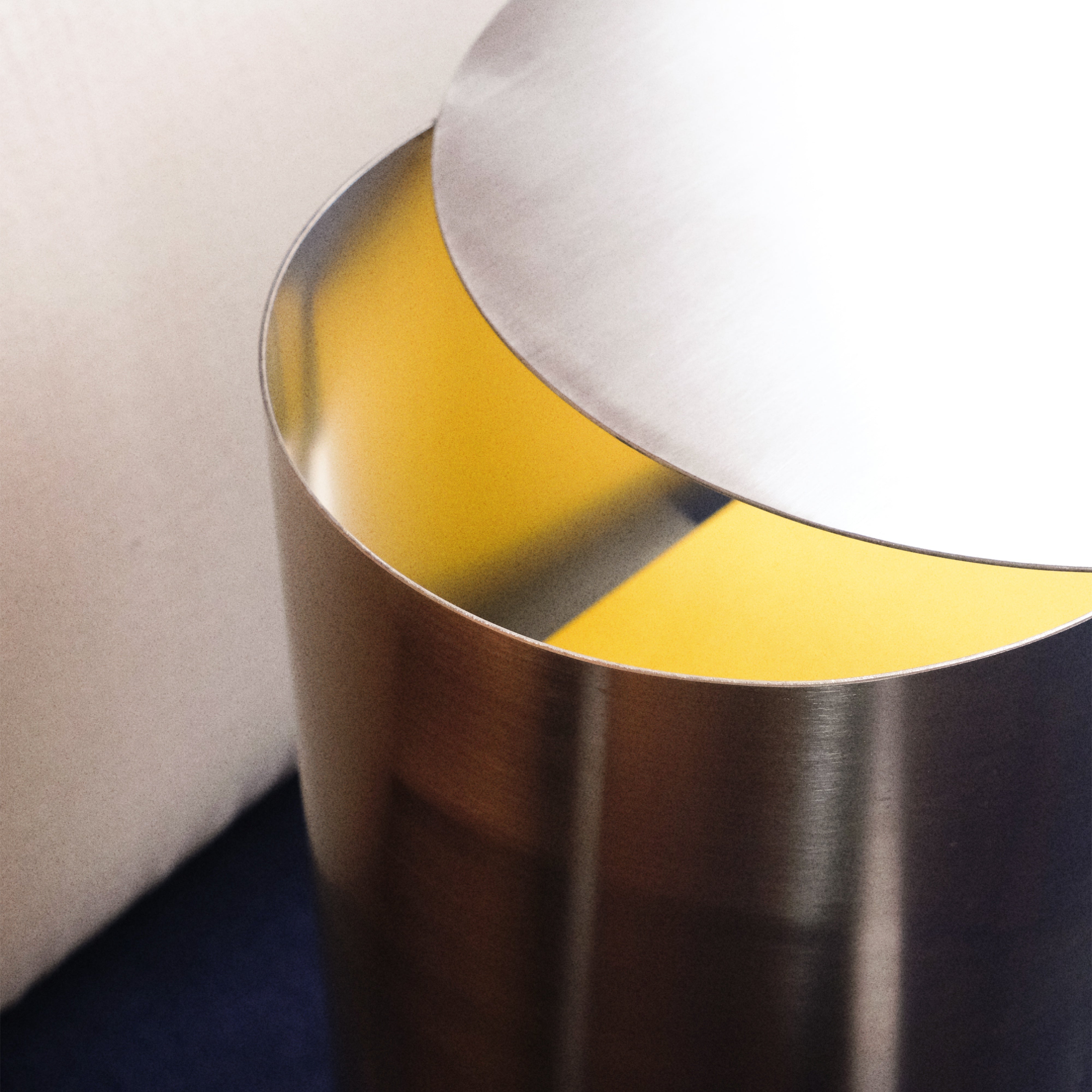 TOYSONHOME Side Table