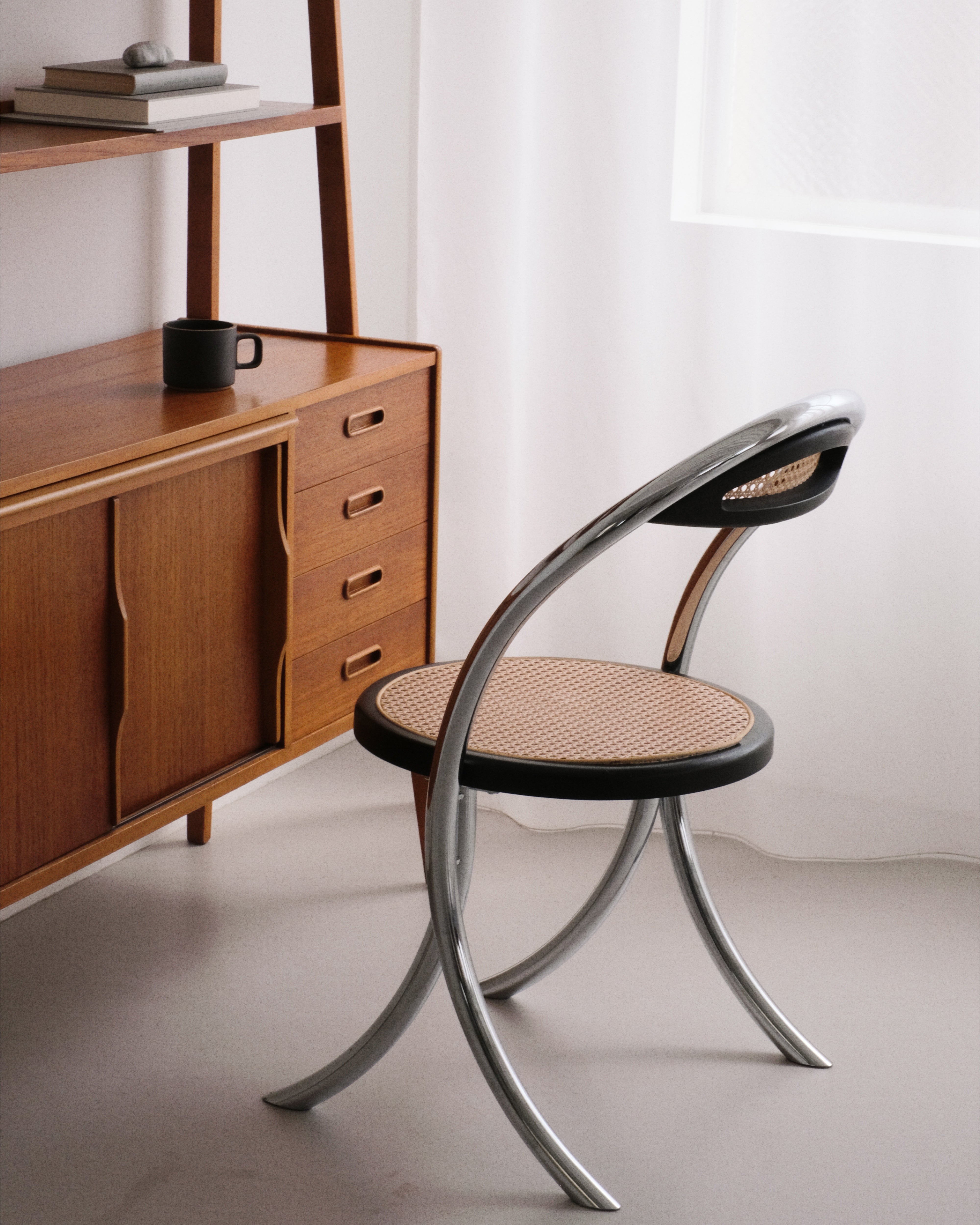 【OUTLET】Swan Chair