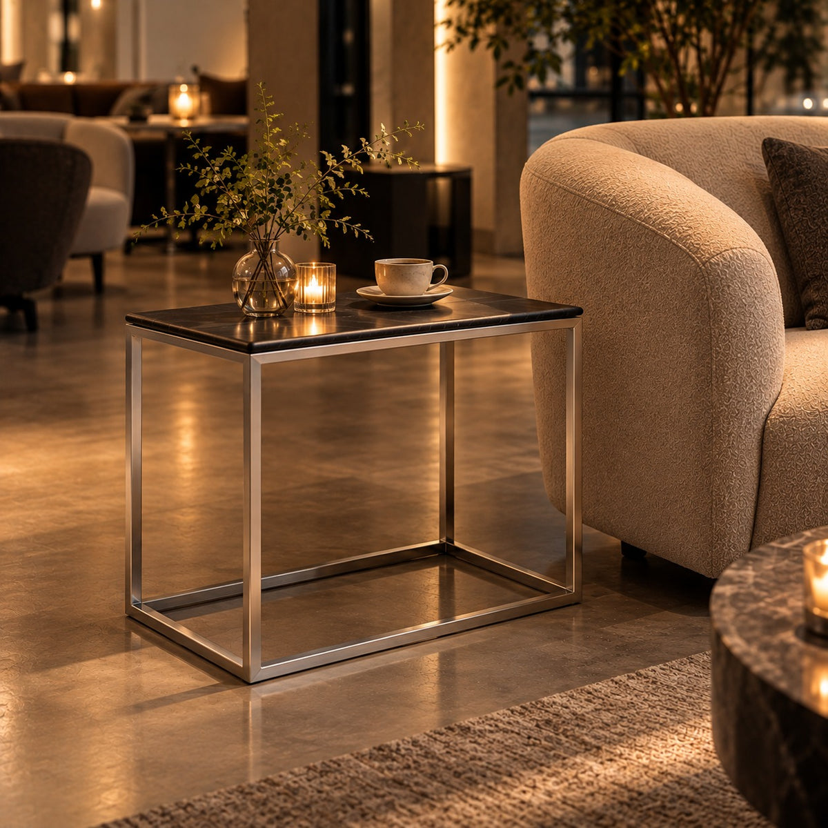 Marble Box Side Table 使用イメージ（飲食店）