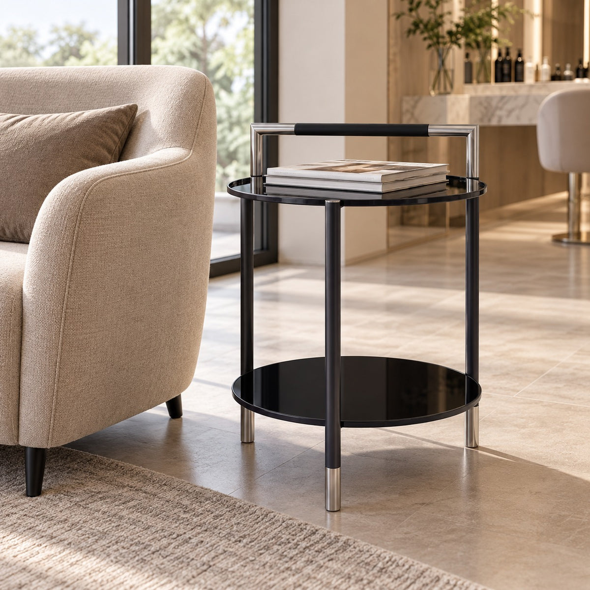 Handle Two-Tier Side Table 使用イメージ（サロン）