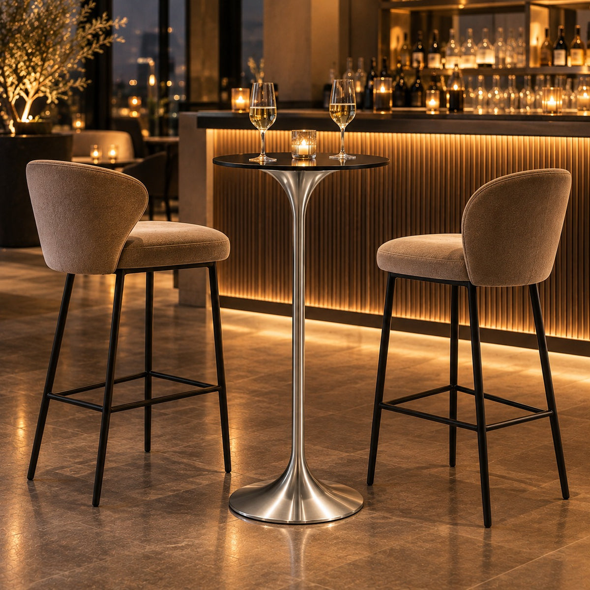 Tulip Bar Table 使用イメージ（飲食店）