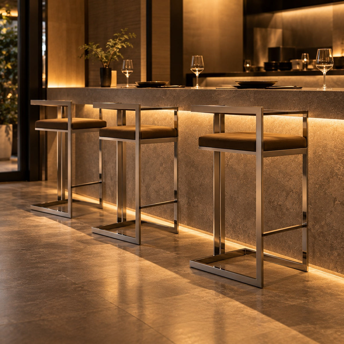 Frame Counter Chair 使用イメージ（飲食店）