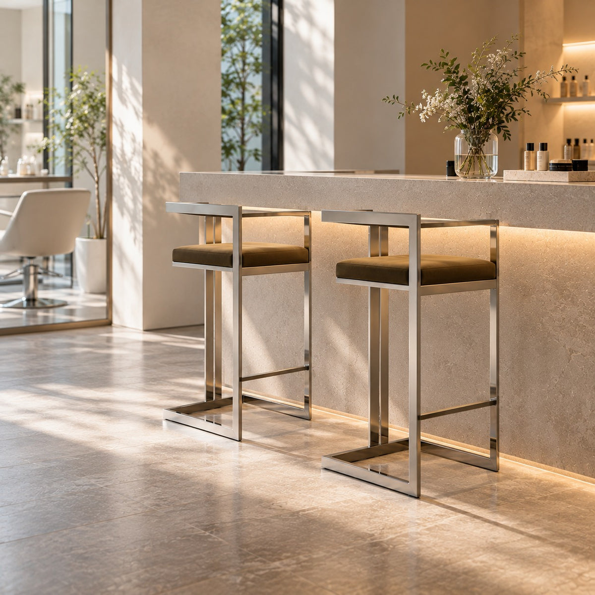 Frame Counter Chair 使用イメージ（サロン）