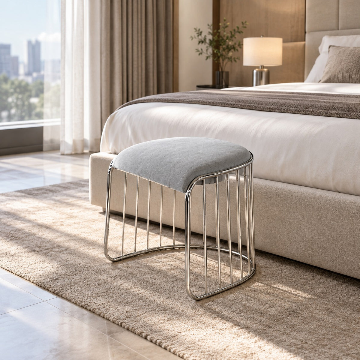 Cage Ottoman 使用イメージ（ホテル）