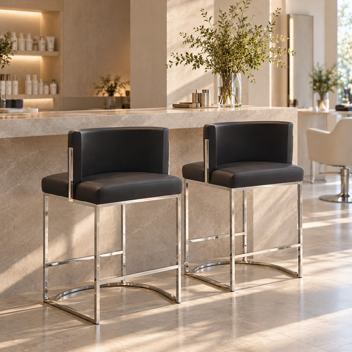 Wrap Bar Chair 使用イメージ（サロン）