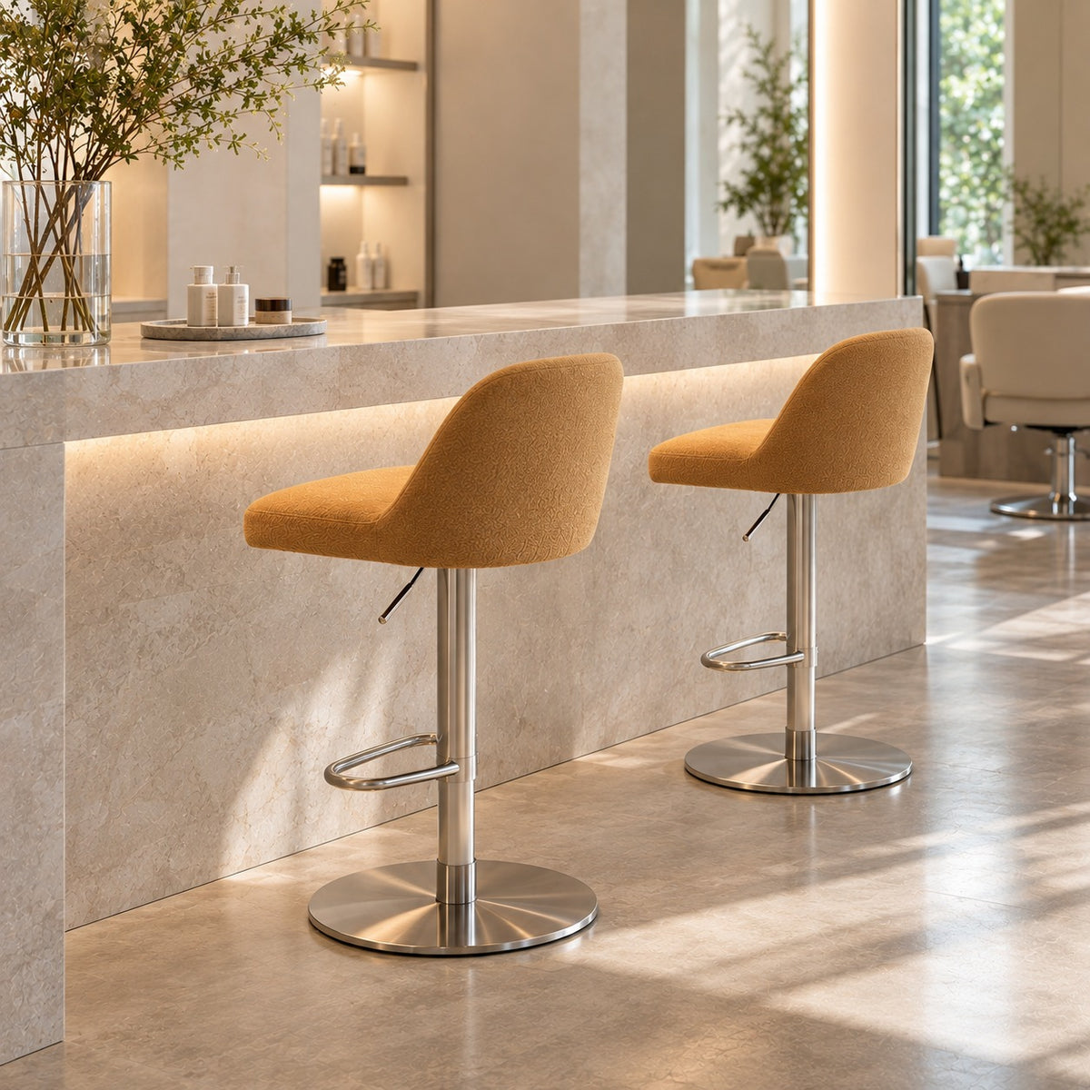Lift Shell Bar Chair 使用イメージ（サロン）